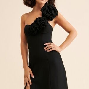 Chic One-Shoulder Black Dress with Floral Accents